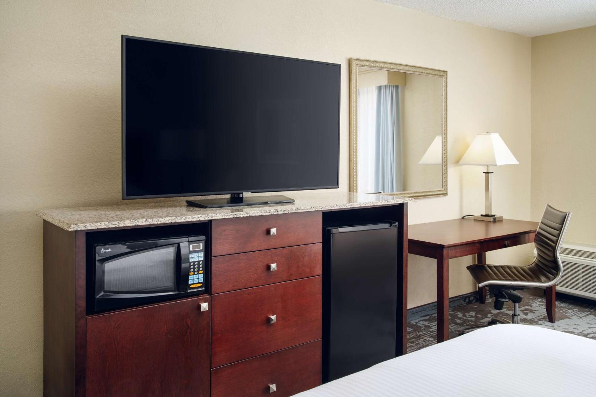Doubletree By Hilton Rocky Mount Hotel Bagian luar foto